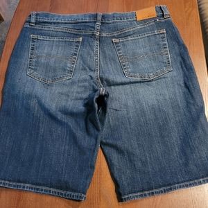 Lucky Brand "The Bermuda " Shorts Size 12/31